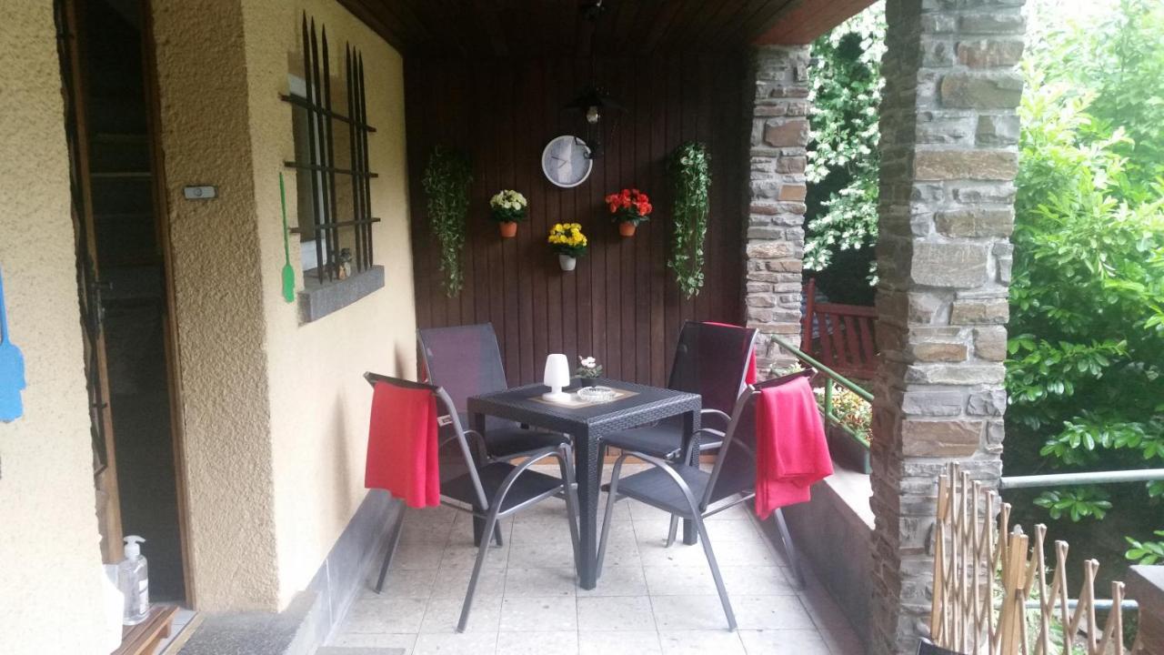 Haus Am Dekernbach Cochem Exterior foto