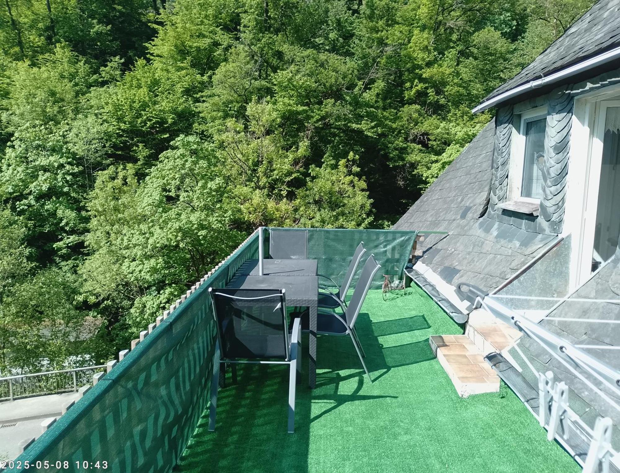 Haus Am Dekernbach Cochem Exterior foto